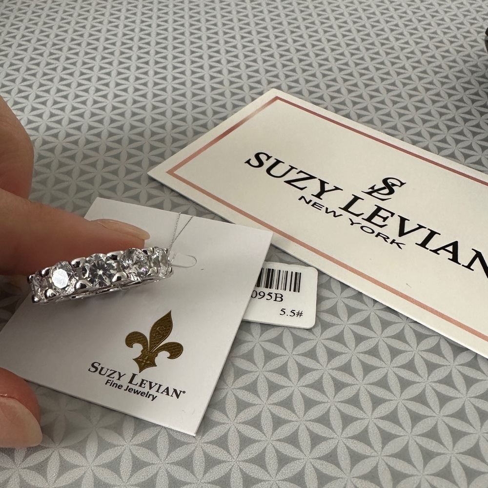 Suzy Levian Eternity Band